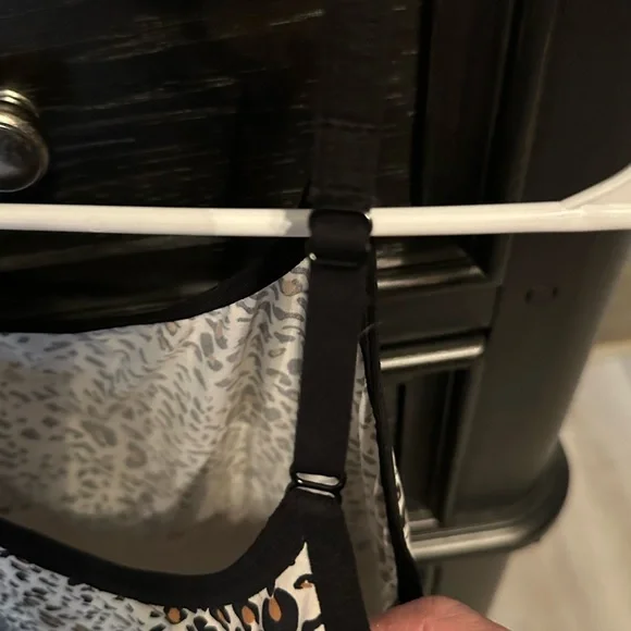 Leopard Print Women's Spandex Tank, size  large - Picture 4 of 4